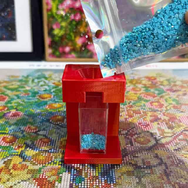 手芸時間オリジナル　ダイヤモンドアート用 スタンドビーズロート　赤