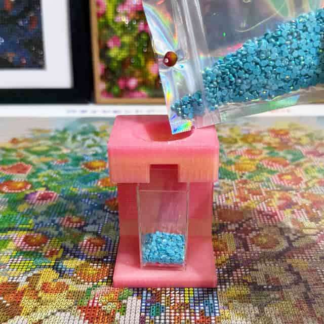 手芸時間オリジナル　ダイヤモンドアート用 スタンドビーズロート　半透明　ピンク系