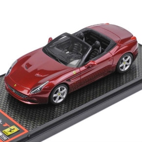 BBR MODELS 1/43スケール フェラーリ カリフォルニアT Geneve Auto Show 2014 Rosso California（ルーフオープン）BBRC139