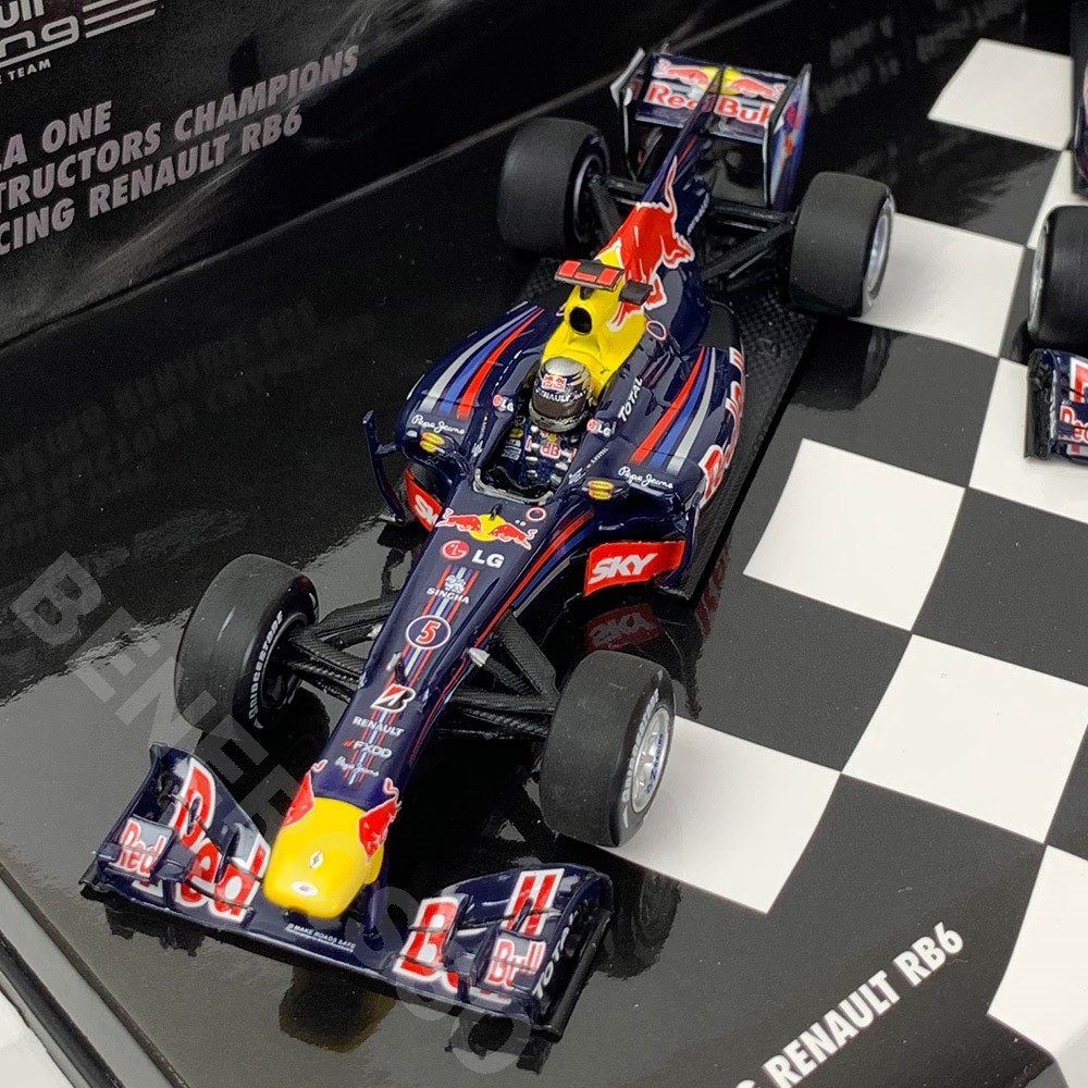 MINICHAMPS 1/43スケール レッドブル レーシング ルノー RB6 コンストラクターズ ワールドチャンピオンシップ 2010 S.ベッテル/M.ウェバー 2台セット 412100506