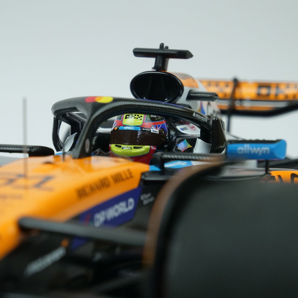 MINICHAMPS 1/18スケール マクラーレン F1 Team MCL39 O.ピアストリ メキシコGP 2025 537253781