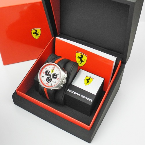 フェラーリ F1 ファスト ラップ ウォッチ ホワイト