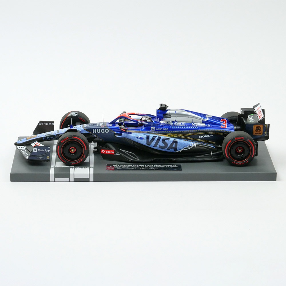 MINICHAMPS 1/18スケール ビザ キャッシュ RB F1チーム VCARB 01 D