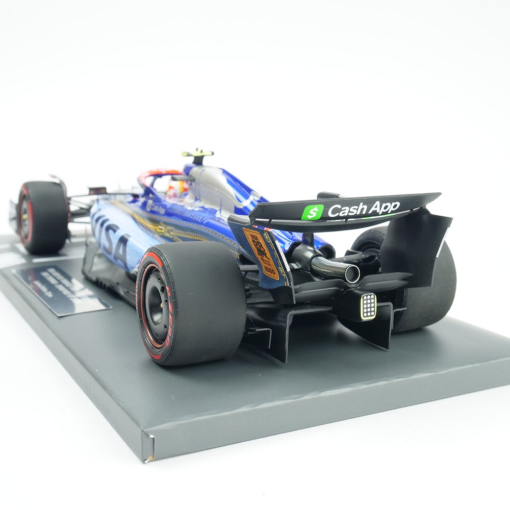 MINICHAMPS 1/18スケール ビザ キャッシュ RB F1チーム VCARB 01 角田
