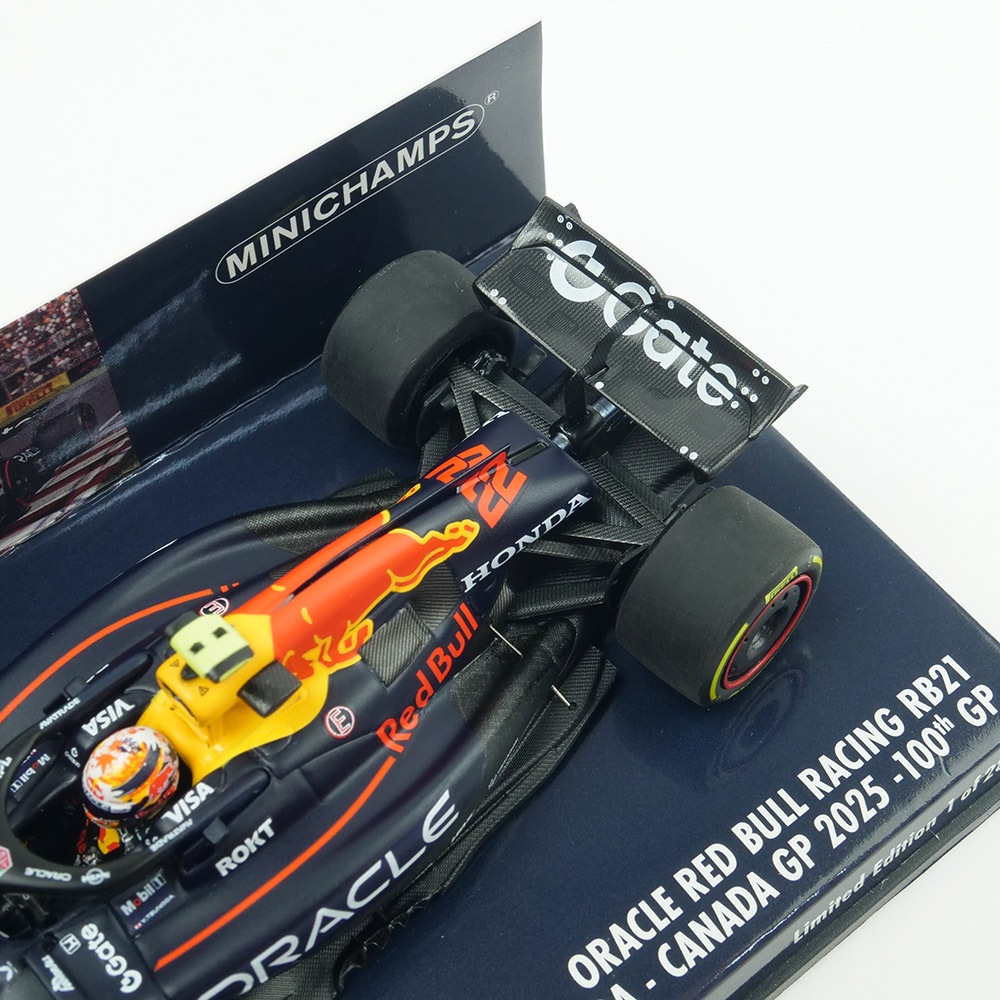 MINICHAMPS 1/43スケール オラクル レッド ブル レーシング RB21 角田