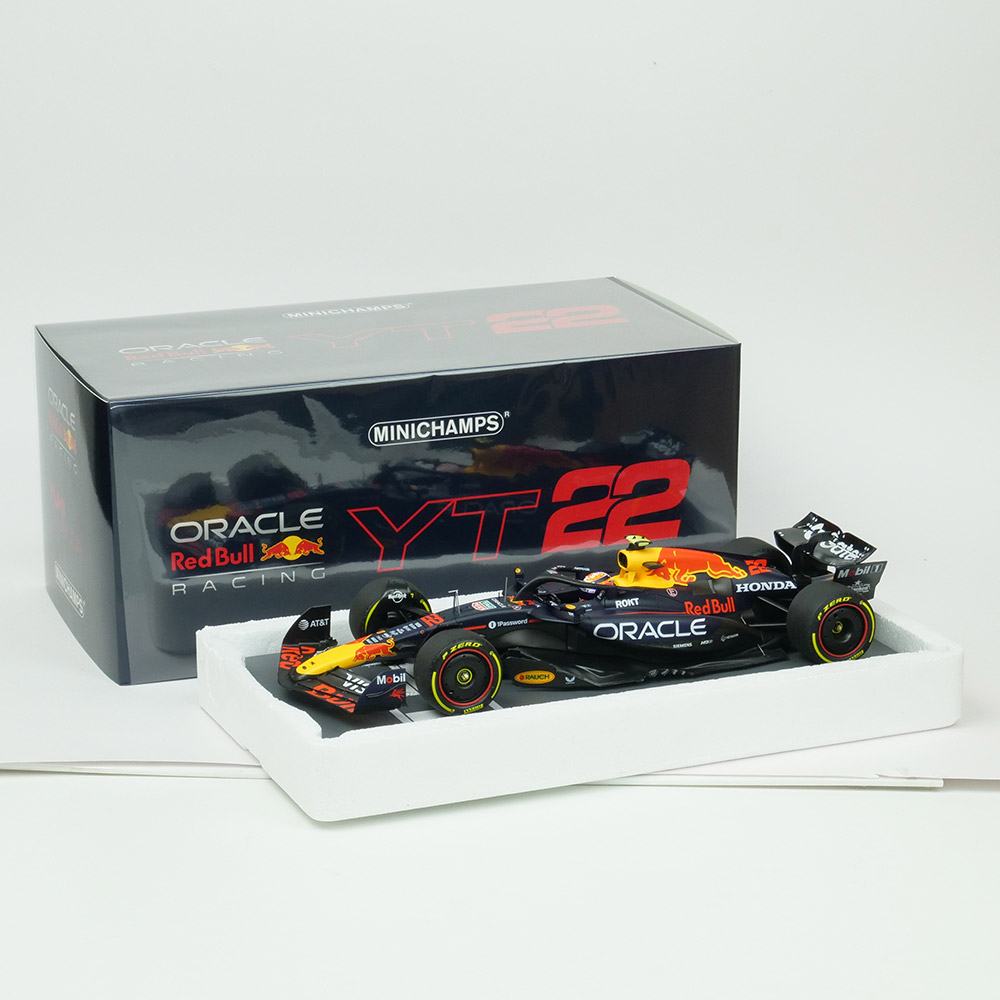 MINICHAMPS 1/18スケール オラクル レッド ブル レーシング RB21 角田