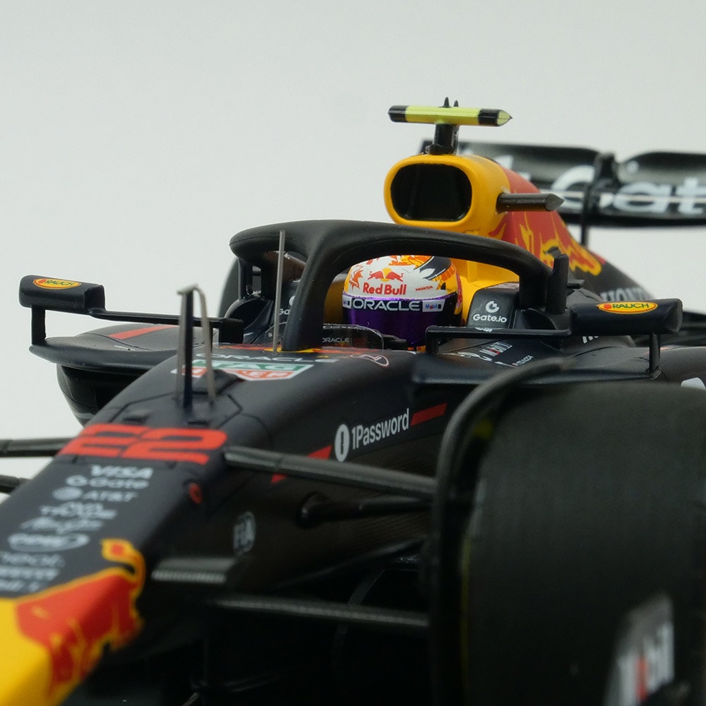 MINICHAMPS 1/18スケール オラクル レッド ブル レーシング RB21 角田