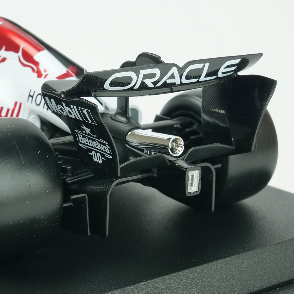 BBURAGO 1/18スケール オラクル レッドブル レーシング ホンダ RB21 M