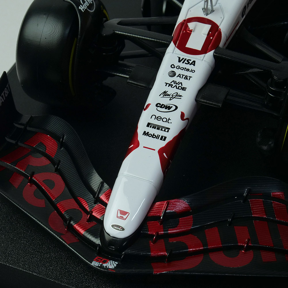 BBURAGO 1/18スケール オラクル レッドブル レーシング ホンダ RB21 M