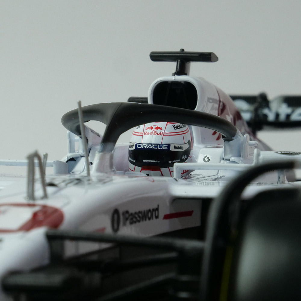 BBURAGO 1/18スケール オラクル レッドブル レーシング ホンダ RB21 M