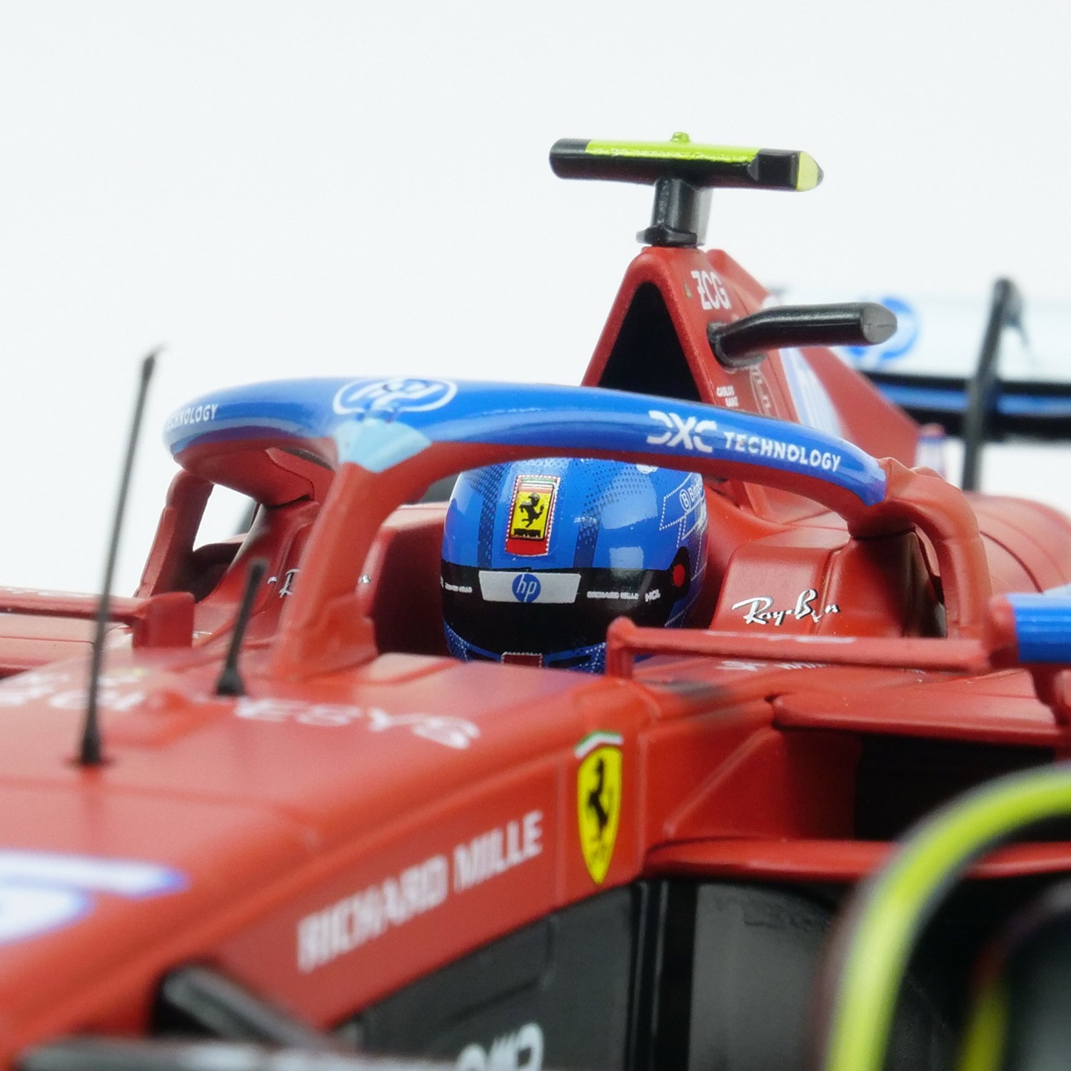 Bburago 1/18スケール フェラーリ SF-24 マイアミGP 2024 #55 C