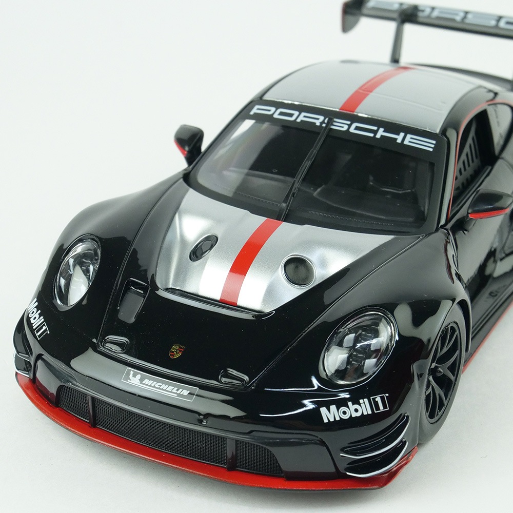 Bburago 1/24スケール ポルシェ 911 GT3 R 2023 ブラック BUR28048BK
