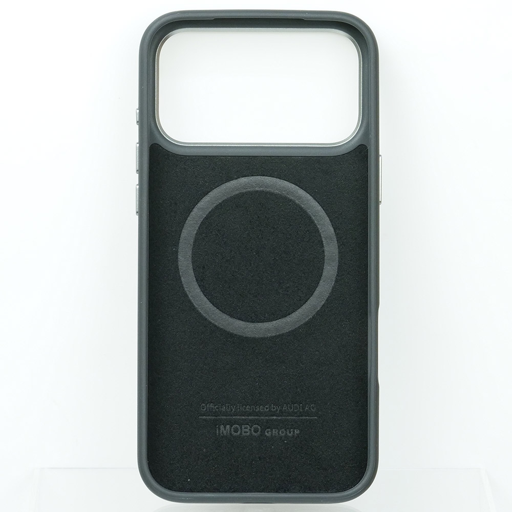 アウディ iPhone 17ProMax リアルカーボン バックカバー ブラック マグセーフ対応 AUS-TPUPCMIP17PM-R8/D2-BK