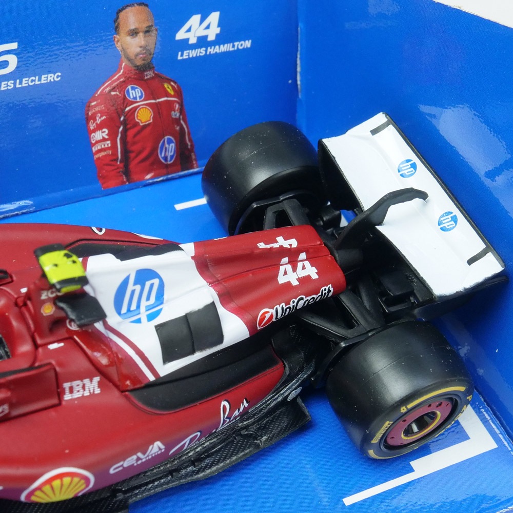 Bburago 1/43スケール スクーデリア フェラーリ HP SF25 L.ハミルトン