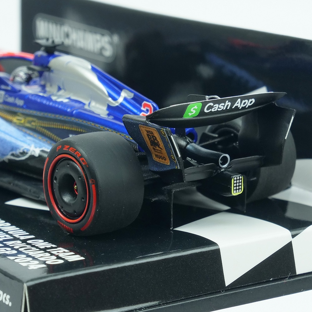 MINICHAMPS 1/43スケール ビザ キャッシュ RB F1 Team VCARB 01D