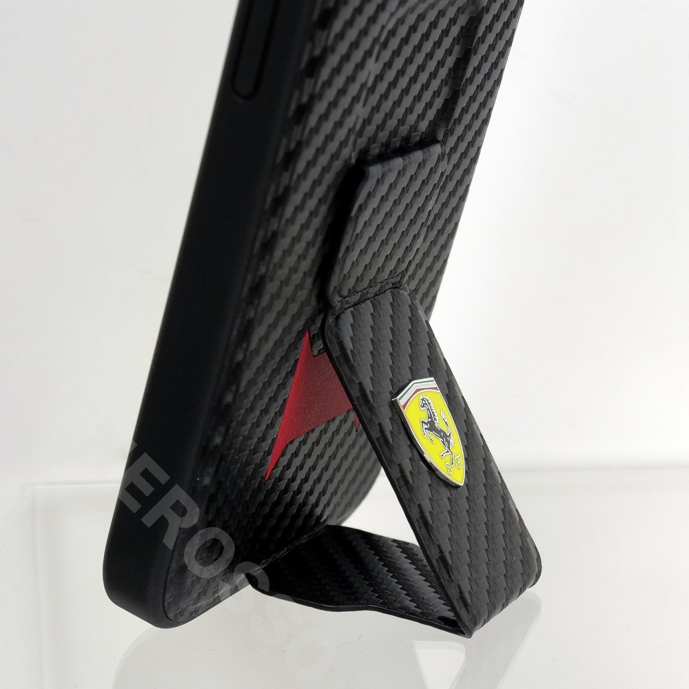 フェラーリ iPhone 15 PUレザー バックカバー ハンドストラップ ブラック FEHCP15SGSNCAK