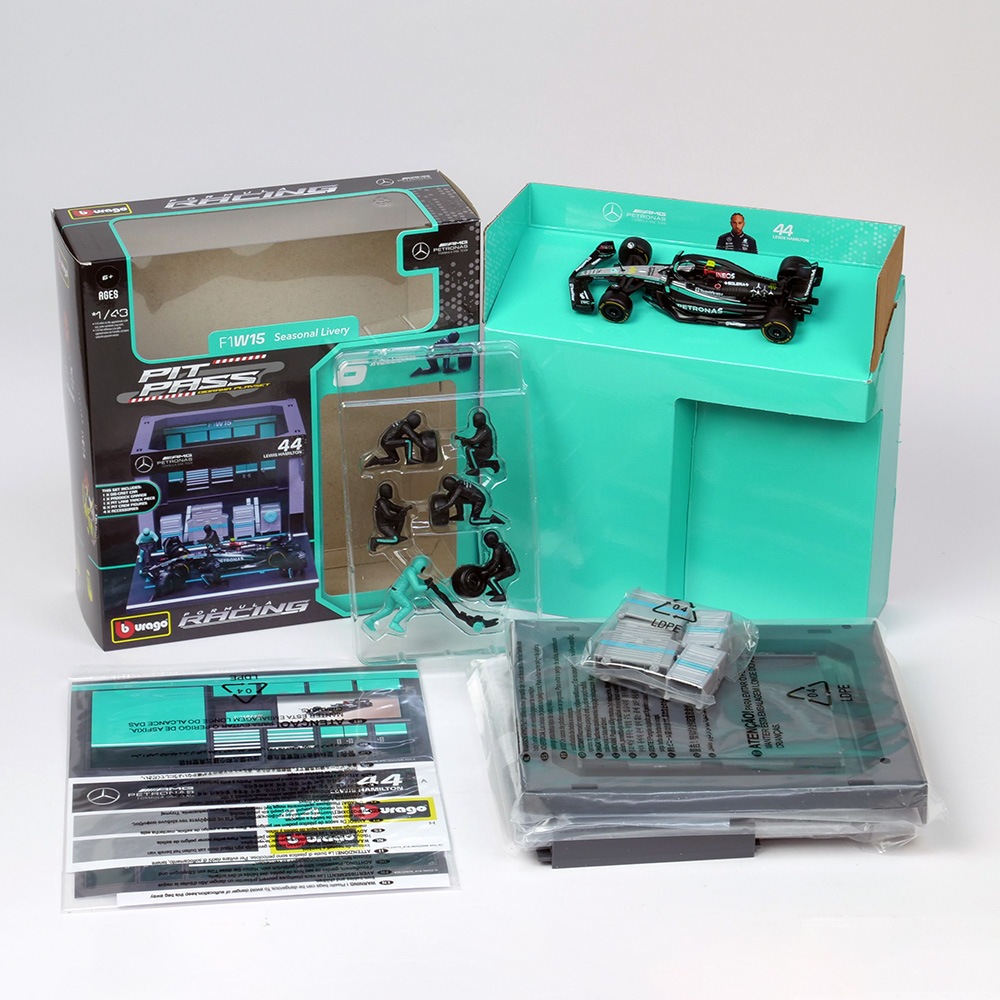 Bburago 1/43スケール メルセデス-AMG ペトロナス F1チーム PIT PASS