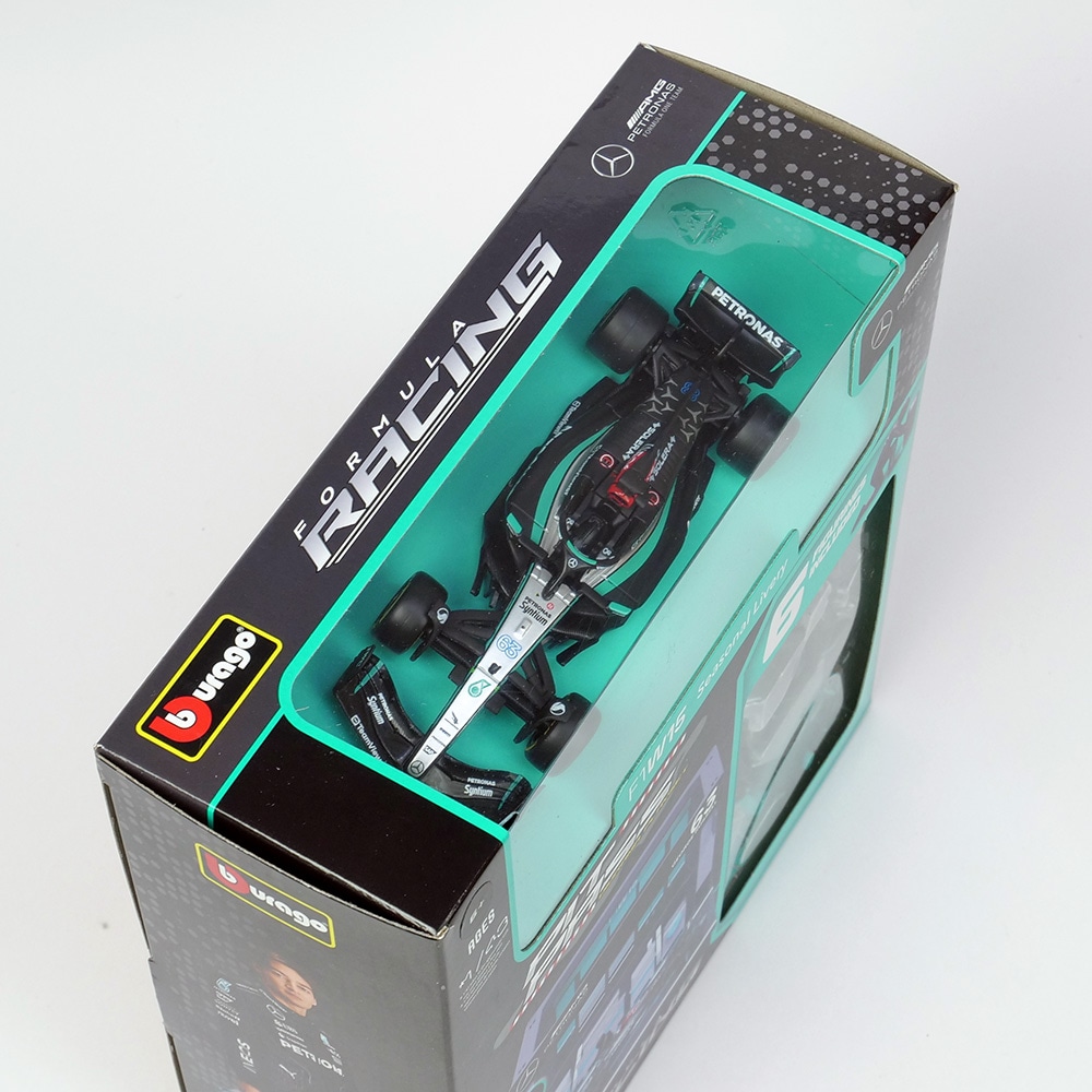 Bburago 1/43スケール メルセデス-AMG ペトロナス F1チーム PIT PASS