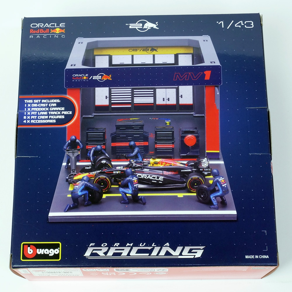 Bburago 1/43スケール オラクル レッドブル レーシング PIT PASS