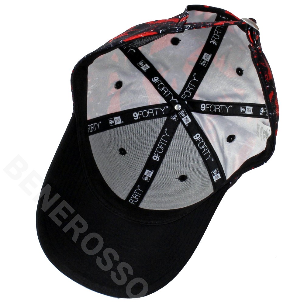 ドゥカティ コルセ NewEra 9FORTY ロゴ AOP キャップ ブラック