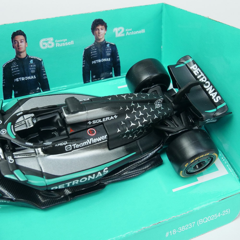 Bburago 1/43スケール メルセデス AMG ペトロナス F1チーム W16 E