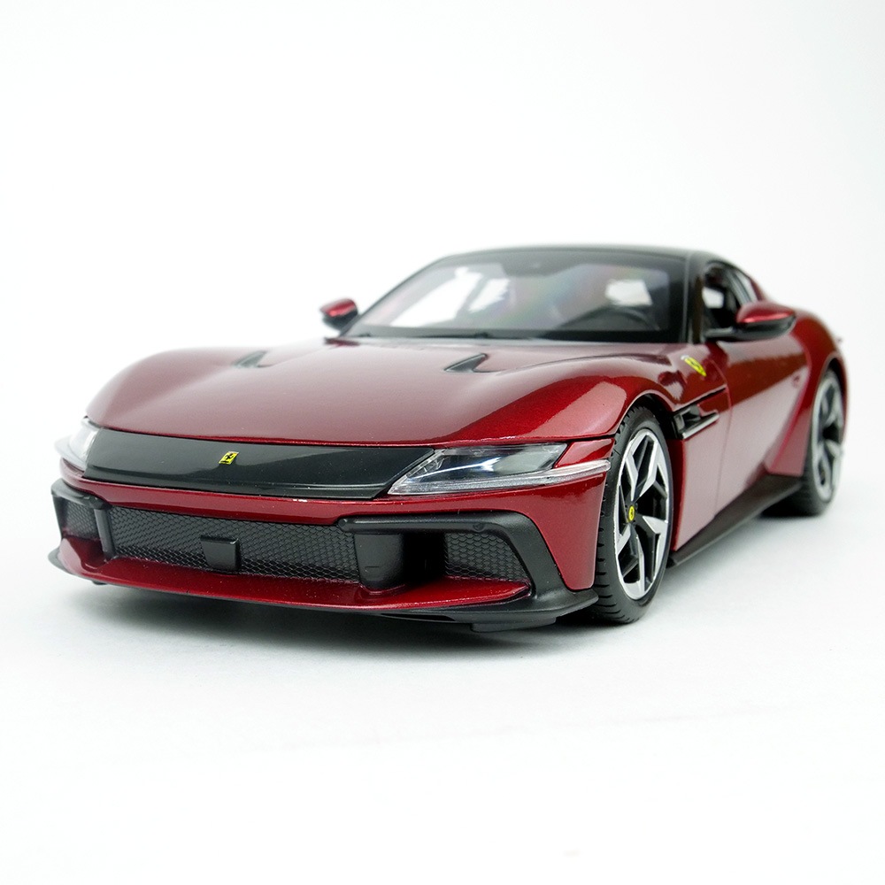 Bburago 1/24スケール フェラーリ ドーディチ チリンドリ レッド 18