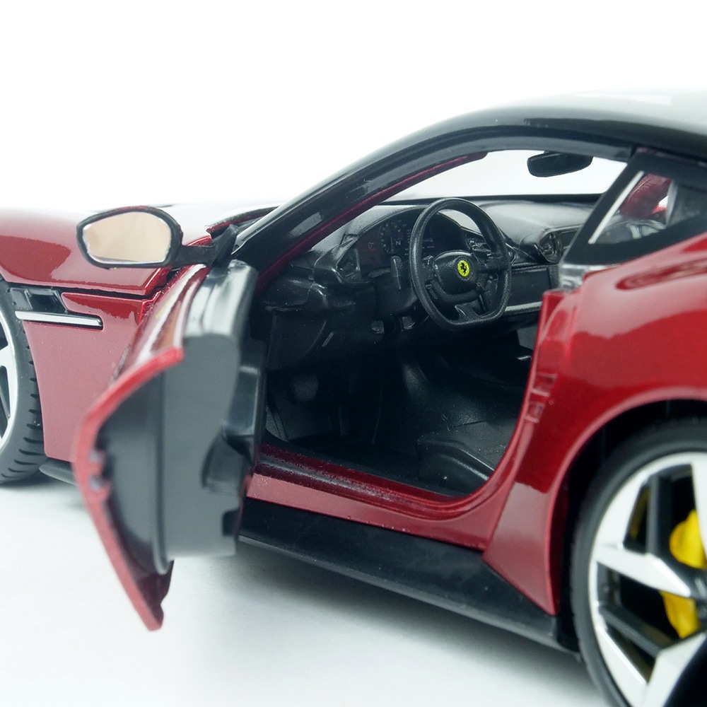 Bburago 1/24スケール フェラーリ ドーディチ チリンドリ レッド 18