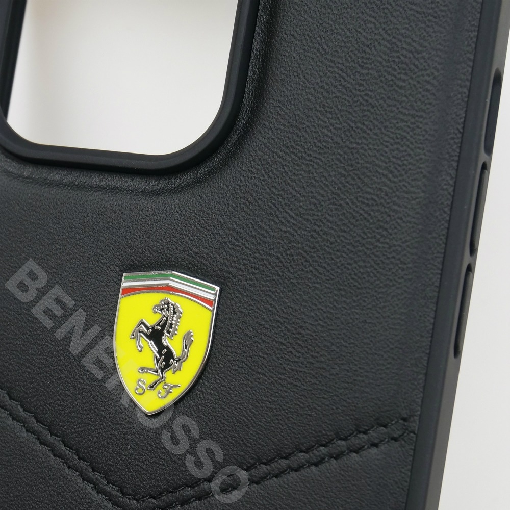 フェラーリ iPhone 15ProMax レザー バックカバー ステッチライン ブラック FEHCP15XRDUK