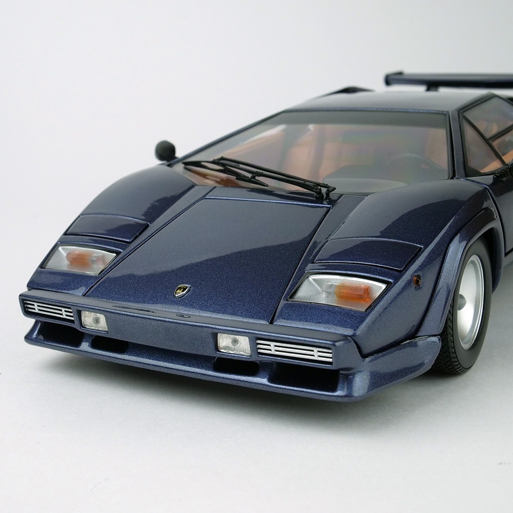 京商 1/18 ランボルギーニ カウンタック LP5000 クワトロバルボーレ