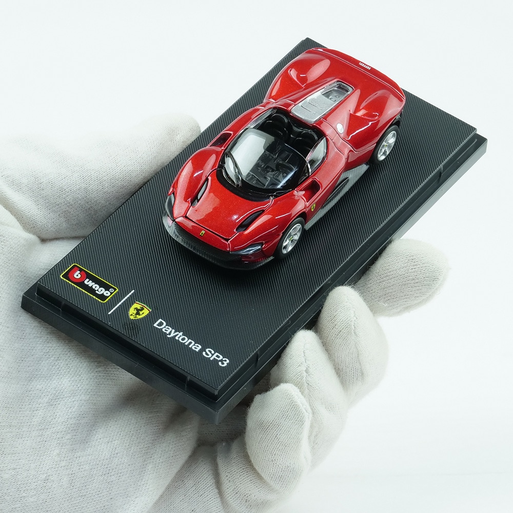 Bburago 1/64スケール フェラーリ デイトナ SP3 レッド 28-56322R