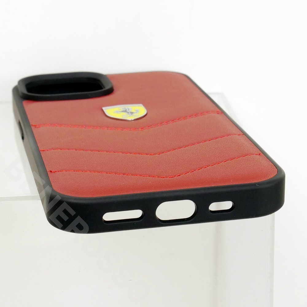 フェラーリ iPhone 15Pro レザー バックカバー ステッチライン レッド FEHCP15LRDUR