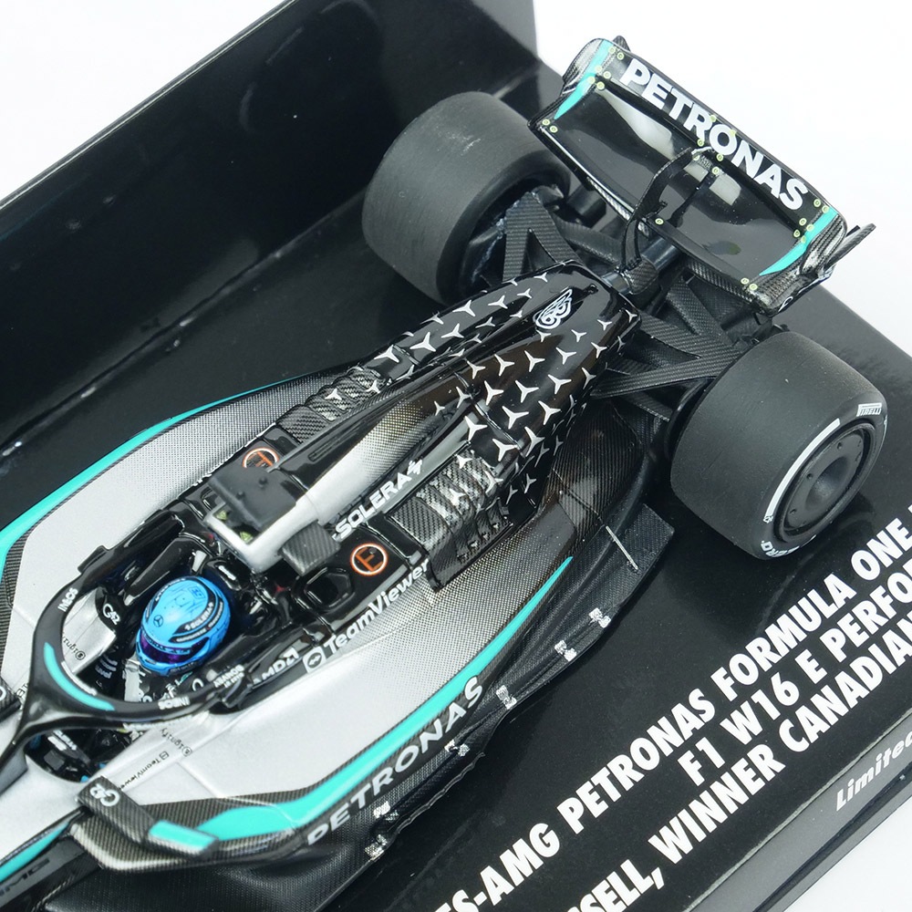 MINICHAMPS 1/43スケール メルセデスAMG ペトロナス F1チーム W16 E