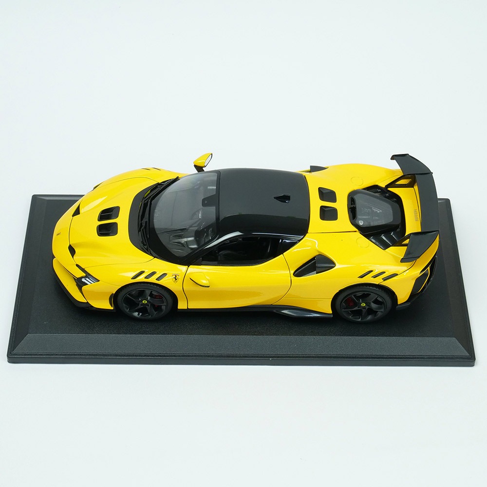 Bburago 1/18スケール フェラーリ SF90 XX ストラダーレ イエロー 18-16020Y