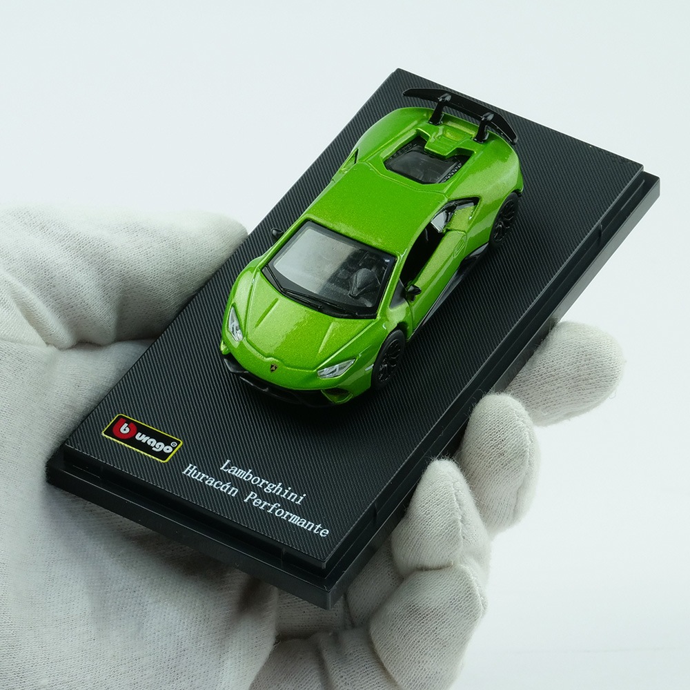Bburago 1/64 ランボルギーニ ウラカン ペルフォルマンテ グリーン