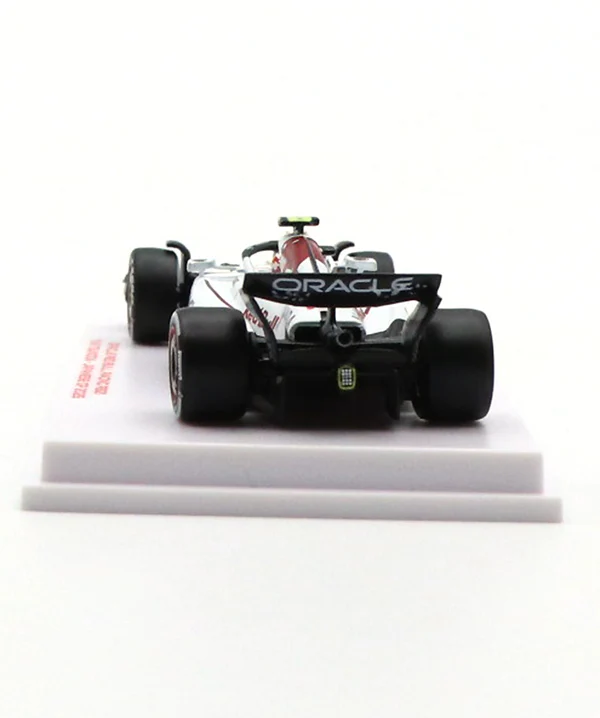 MINICHAMPS 1/64スケール オラクル レッド ブル レーシング RB21 角田