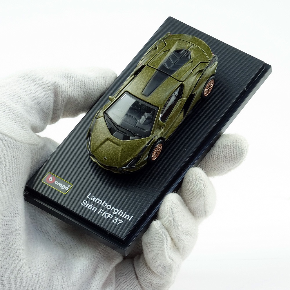Bburago 1/64スケール ランボルギーニ シアン FKP 37 メタリック