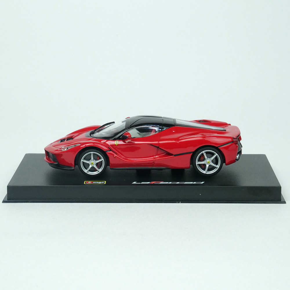 BBURAGO 1/43スケール ラ・フェラーリ レッド 18-36902R1