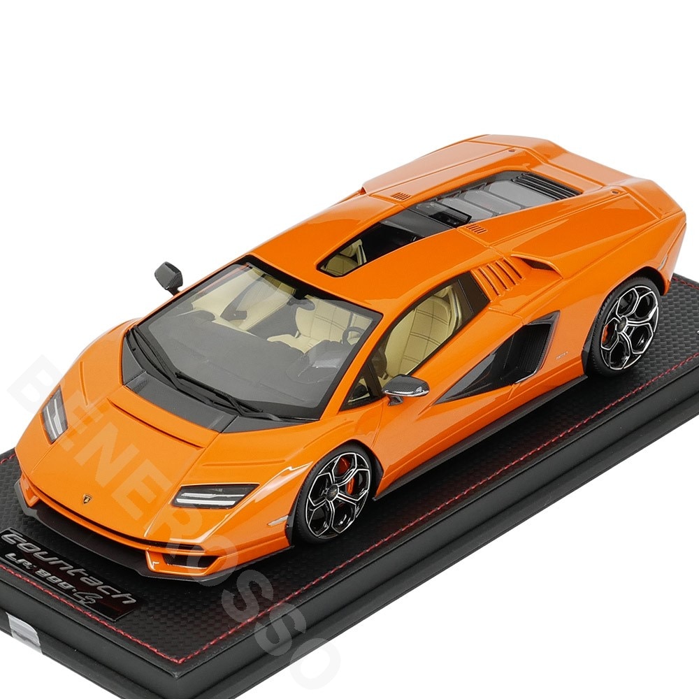 MRコレクション 1/18スケール ランボルギーニ カウンタック LPI800-4 Arancio LAMBO052E