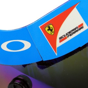 メモラビリア フェラーリ 2014 オリジナル バイザー ブルー ミラー スモーク F.アロンソ 使用 【返品・交換対象外】