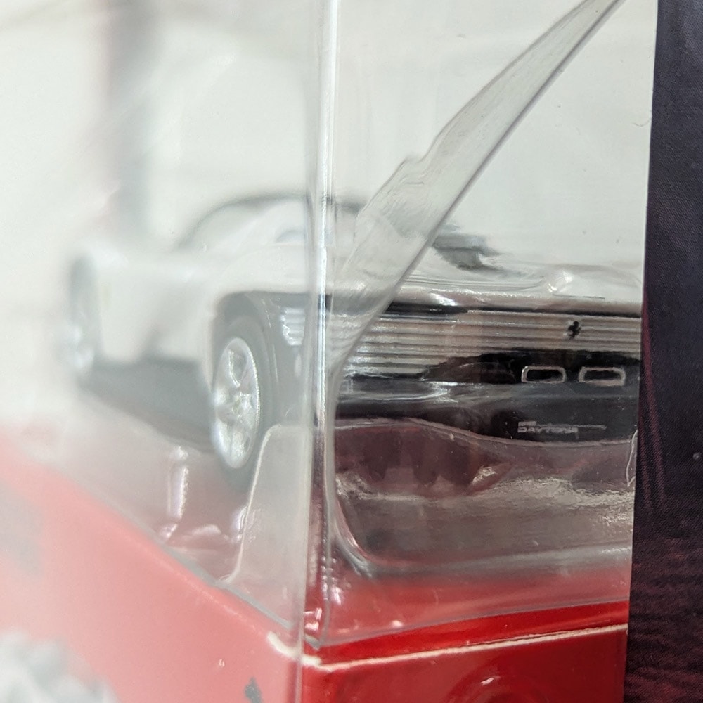 Maisto 1/64スケール SPEED ICONS フェラーリ デイトナ SP3 ホワイト