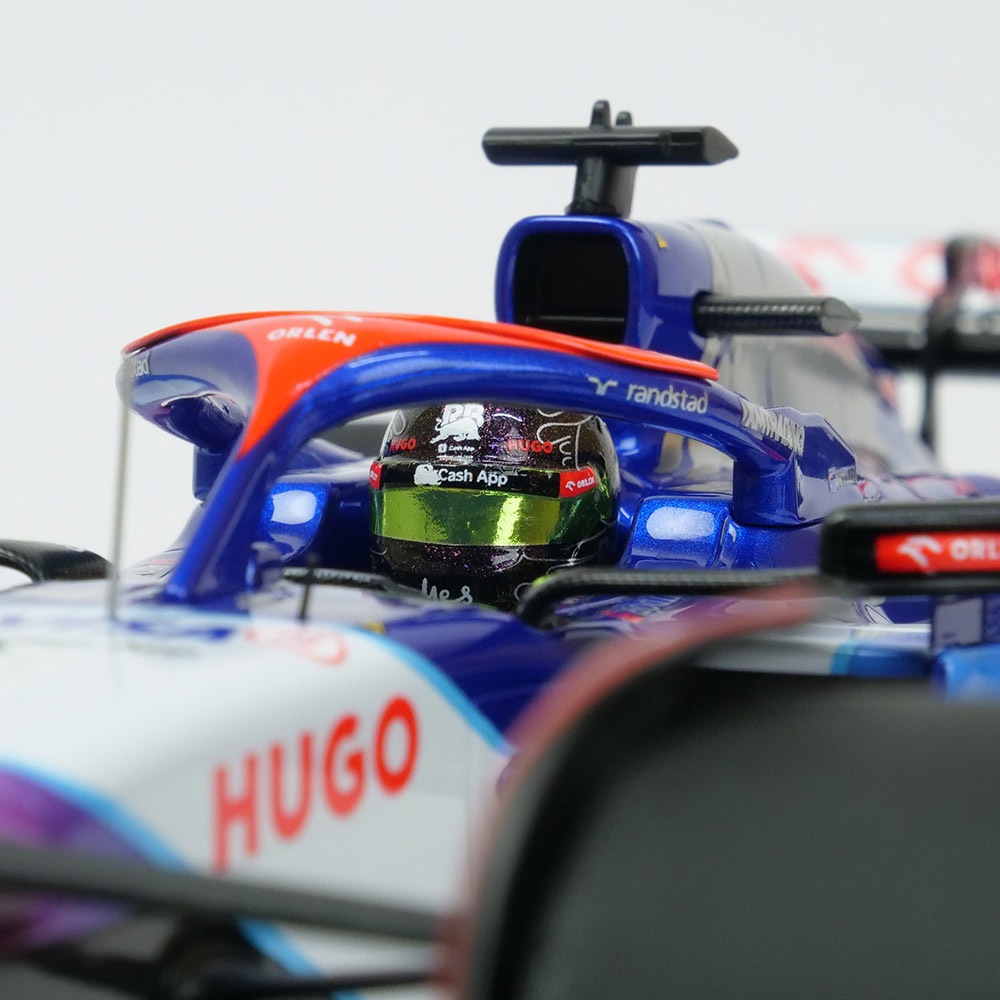 MINICHAMPS 1/18スケール ビザ キャッシュ RB F1チーム VCARB 01 D