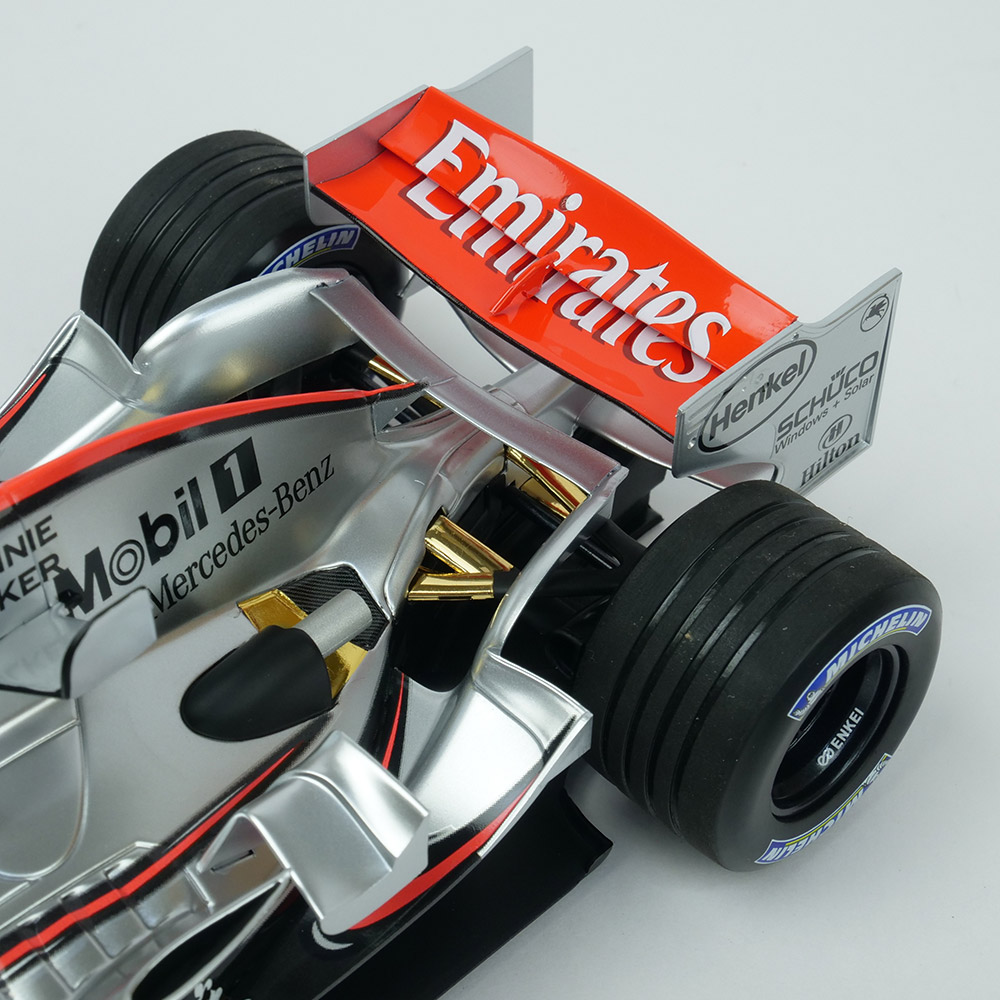 MINICHAMPS 1/18スケール マクラーレン メルセデス MP4/21 K