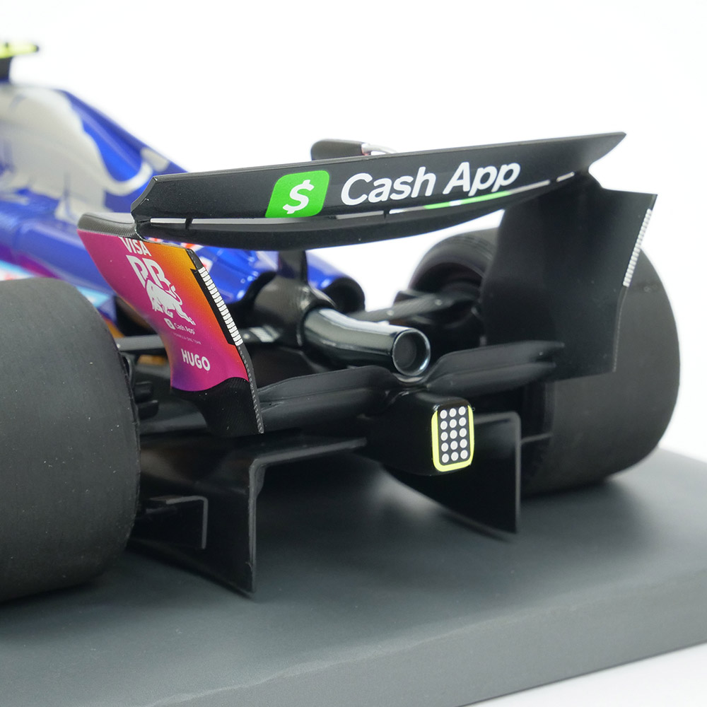 ミニチャンプス 1/18 レーシング・ブルズ 2024 マイアミGP 角田裕毅 ミニチャンプス 1/18 レーシング・ブルズ 2024 マイアミGP 角田