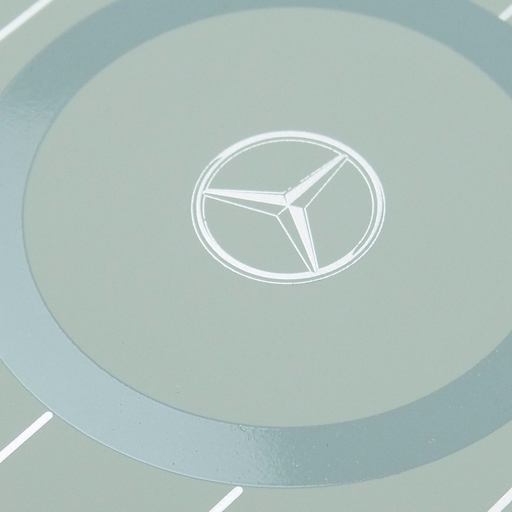 メルセデスベンツ iPhone 15 マグセーフ シリコン バックカバー ストライプ グレー MEHMP15S23SSSA 