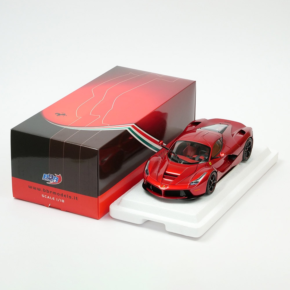 BBR MODELS 1/18スケール フェラーリ ラ フェラーリ レッドメタリック