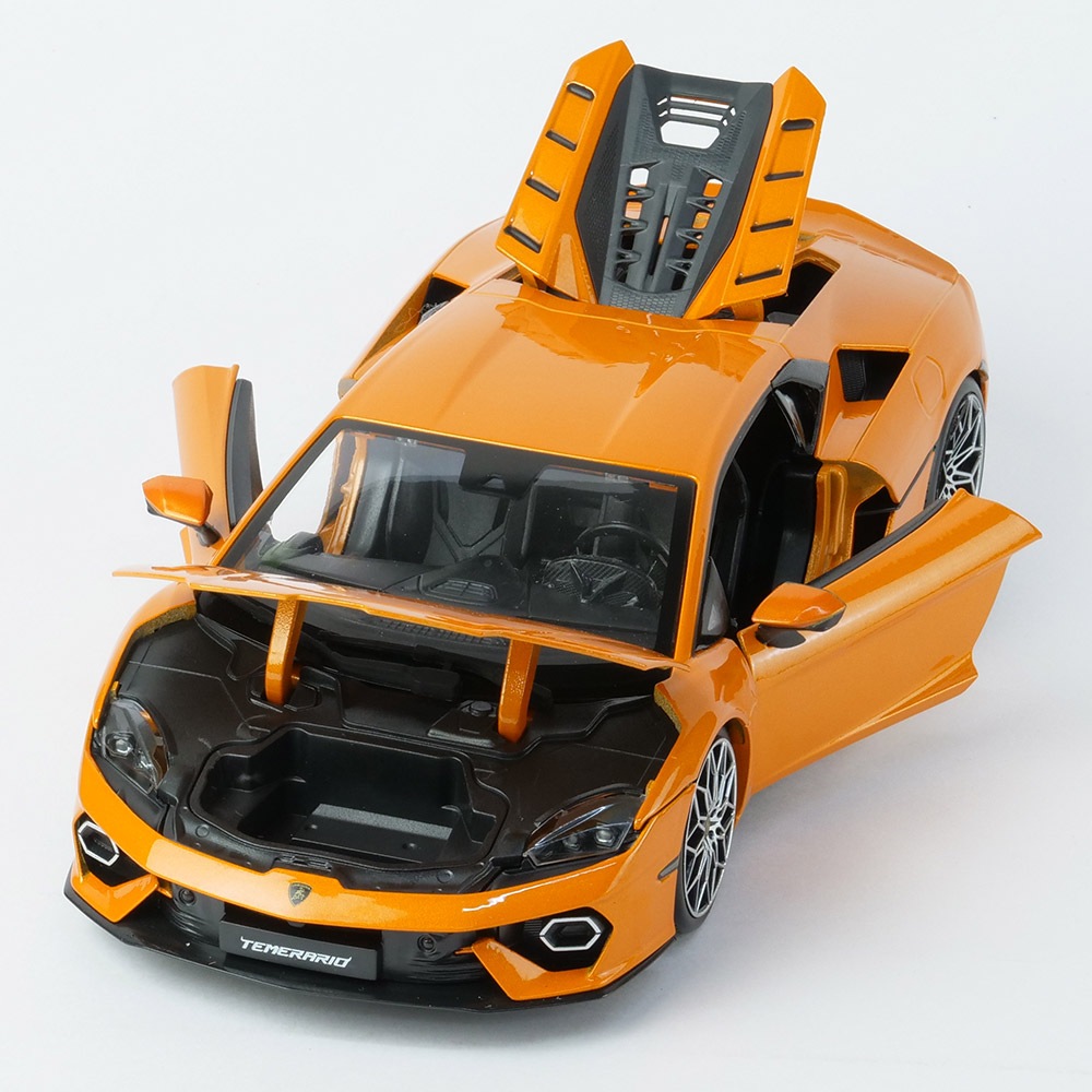 Bburago 1/18スケール ランボルギーニ テメラリオ オレンジ BUR11052OR