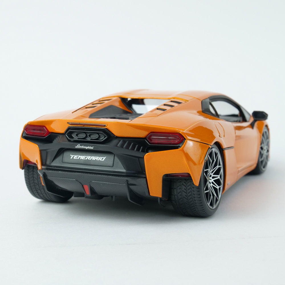 Bburago 1/18スケール ランボルギーニ テメラリオ オレンジ BUR11052OR
