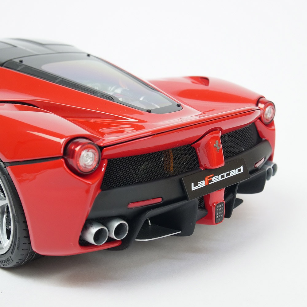 BBR MODELS 1/18スケール フェラーリ ラ フェラーリ レッド (ロッソ コルサ) スペシャルシート PBBR182219