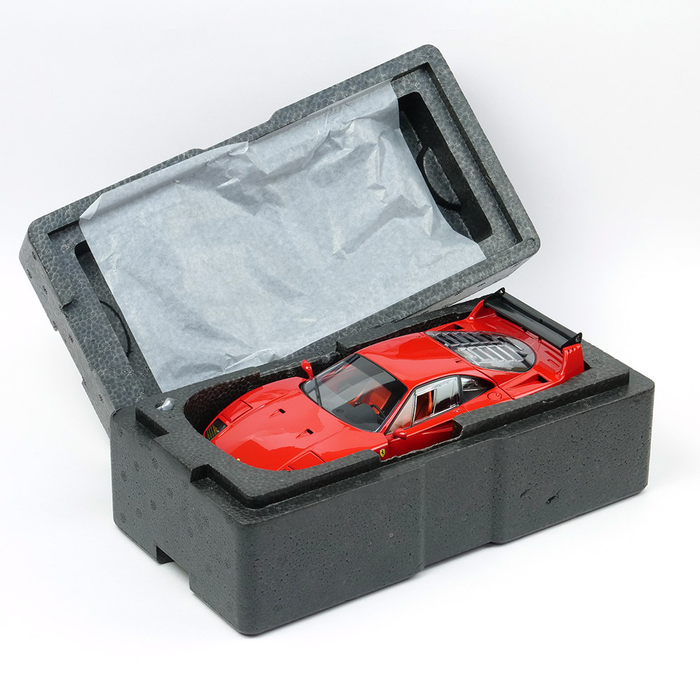 京商オリジナル 1/18スケール フェラーリ F40 ライトウェイト LMウイング レッド KS08416RLM