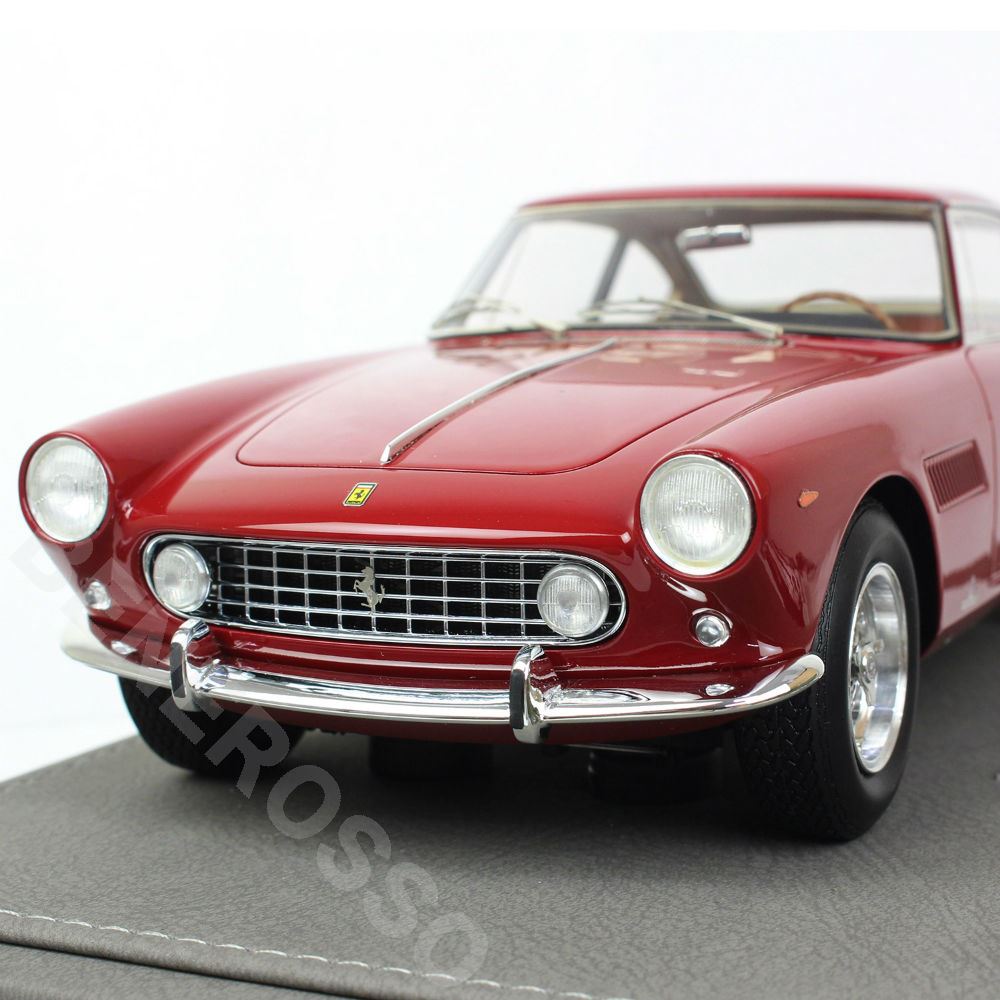 BBR MODELS 1/18スケール フェラーリ 250 GTE 2+2 I Series 1960 Rosso